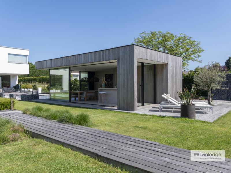 Luxe poolhouse met moderne uitstraling in HOTwood essen